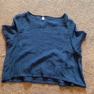 blue crop top